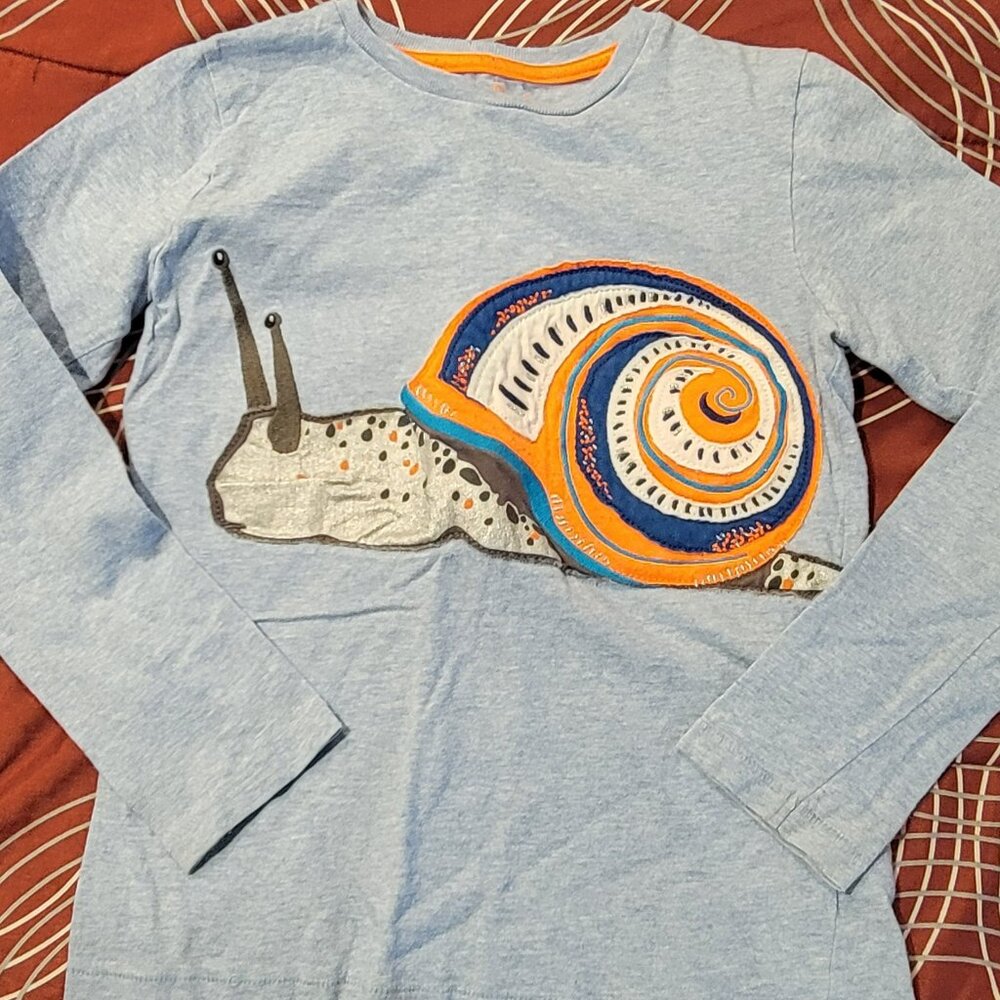 BODEN Supersoft Snail T-shirt Long Sleeve - 8/9 Yrs (PRE-LOVED)